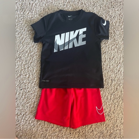 Boys Size 7 Nike/Under Armour Shorts Set - Picture 13 of 16